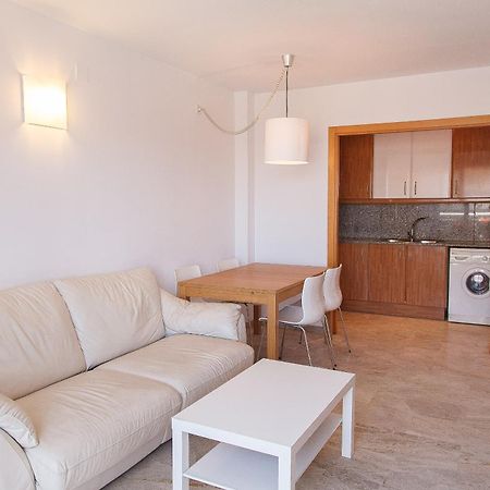 Uhc Ventura Park Apartments Салоу Стая снимка