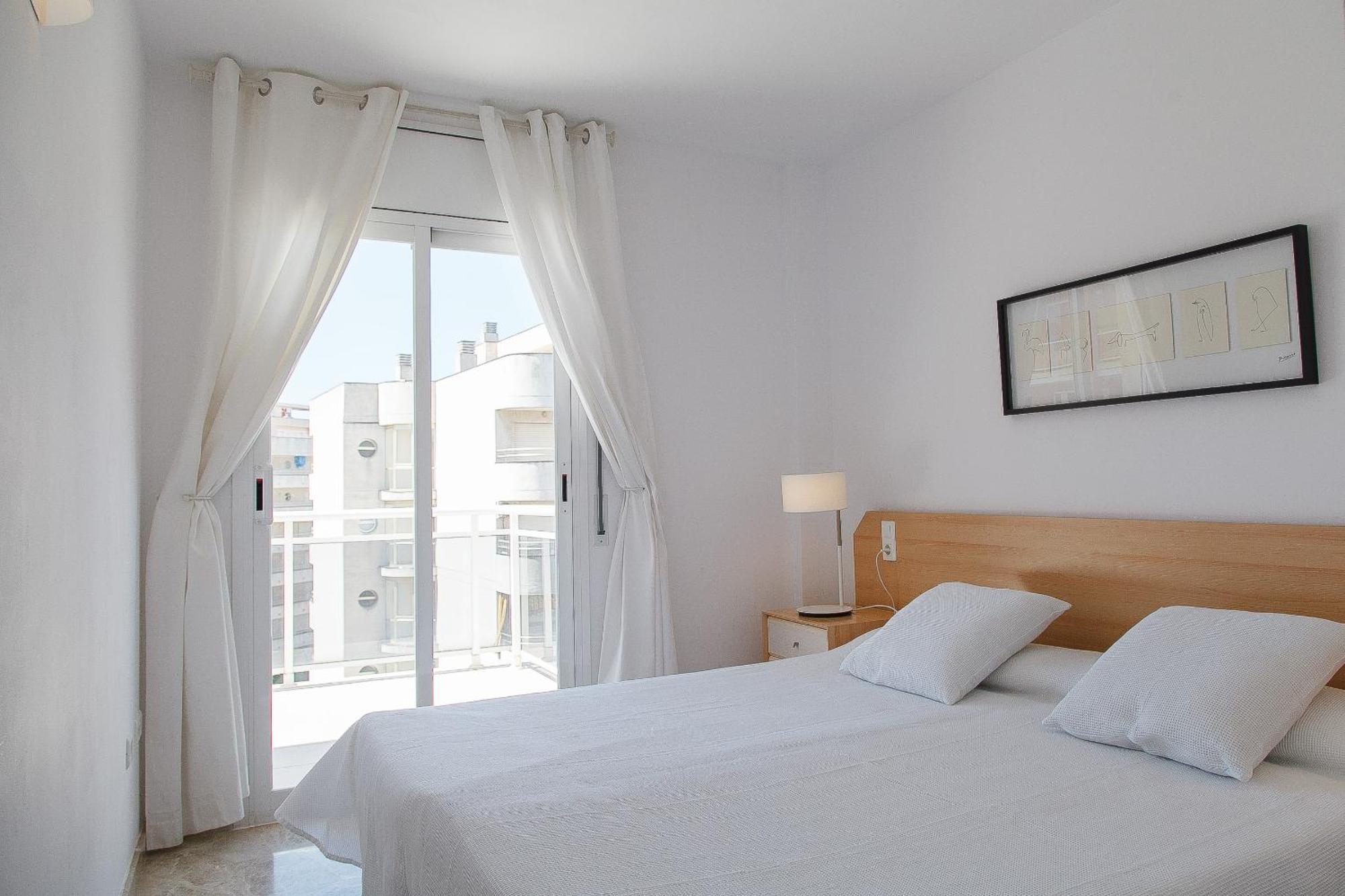Uhc Ventura Park Apartments Салоу Стая снимка