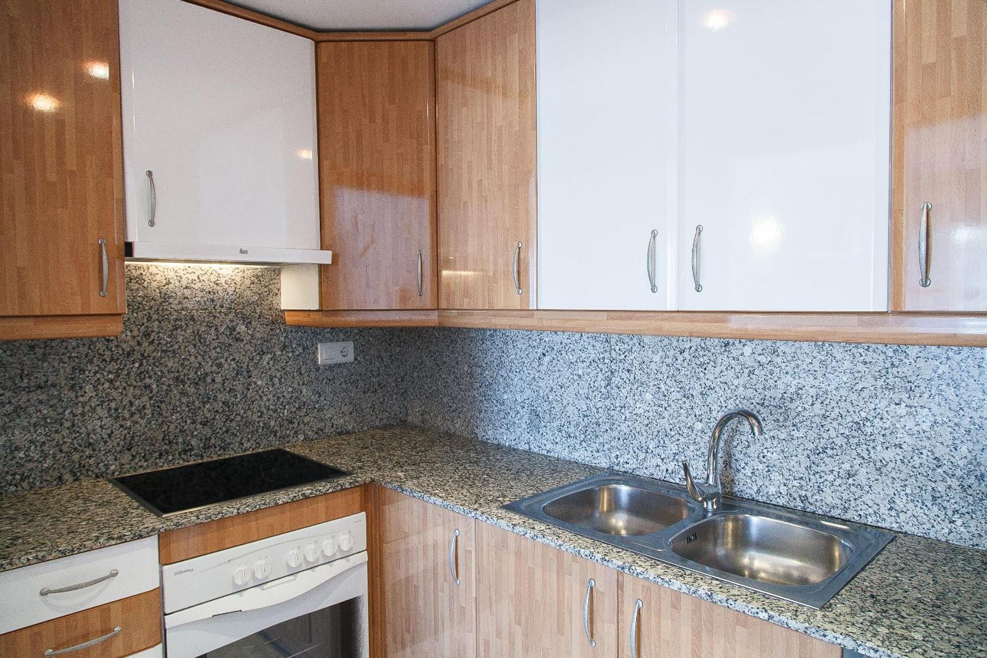Uhc Ventura Park Apartments Салоу Стая снимка