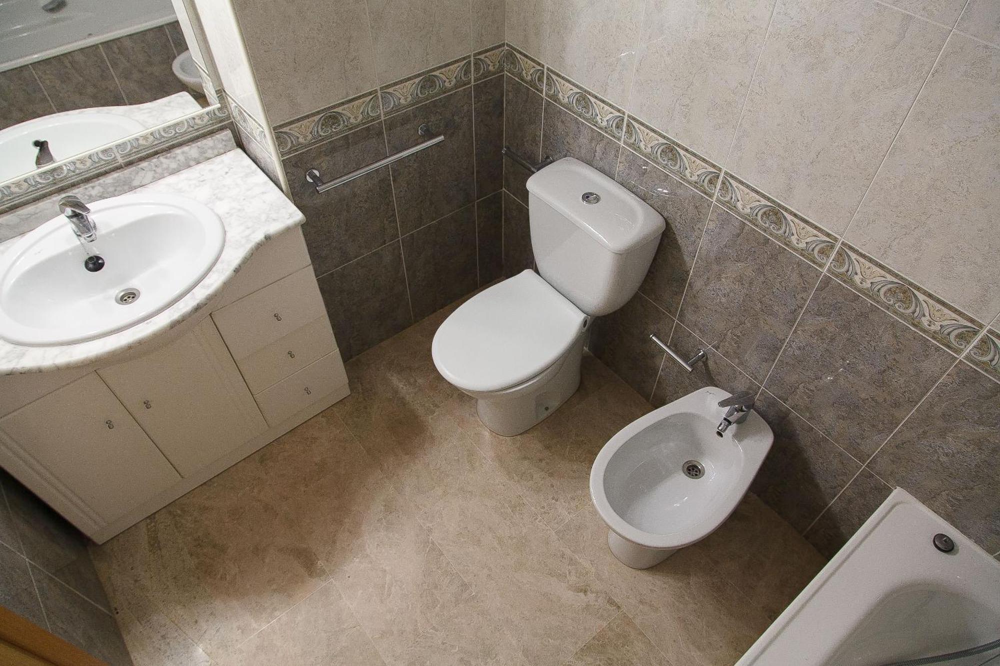 Uhc Ventura Park Apartments Салоу Стая снимка