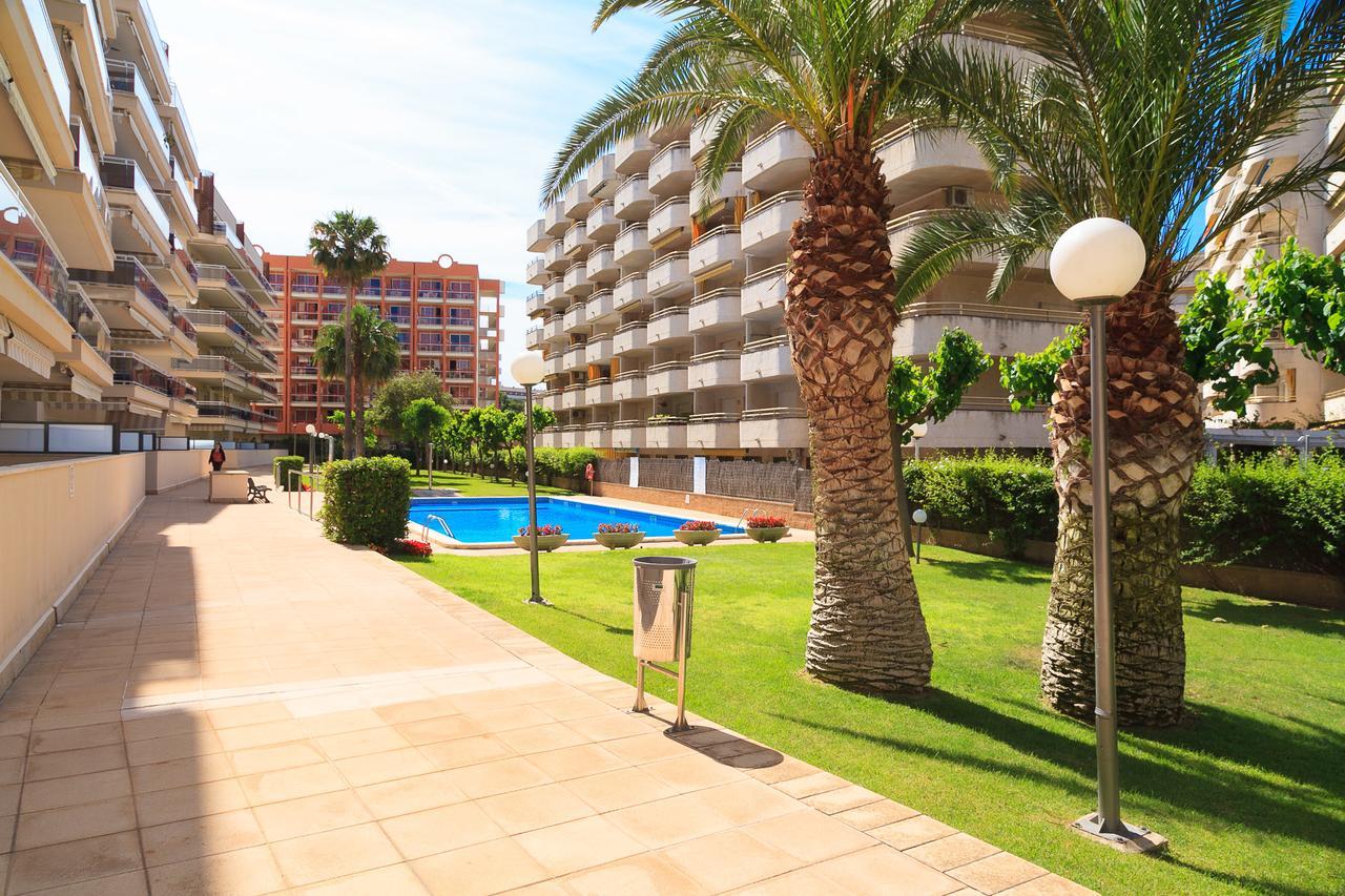 Uhc Ventura Park Apartments Салоу Екстериор снимка